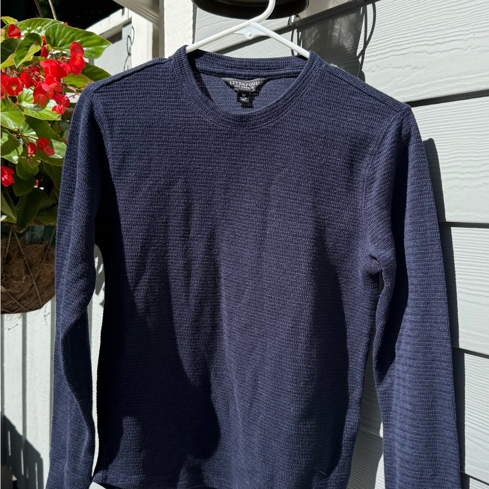 Liverpool Jeans Company Men’s Textured Long Sleeve Crewneck.